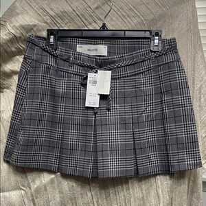 Hollister Women's Gray Plaid Mini Skirt